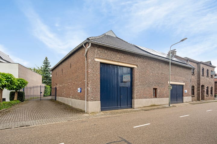 Photo 8 of Hussenbergstraat 25