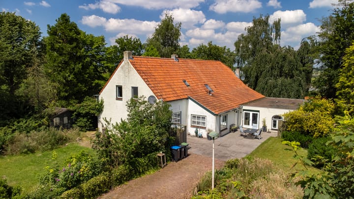 Foto 1 van Kalmthoutsebaan 27