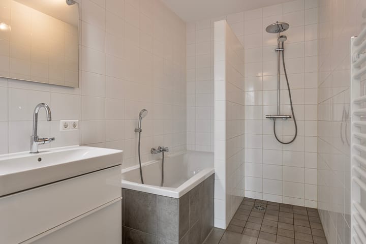 Foto 23 van Waterleliestraat 36