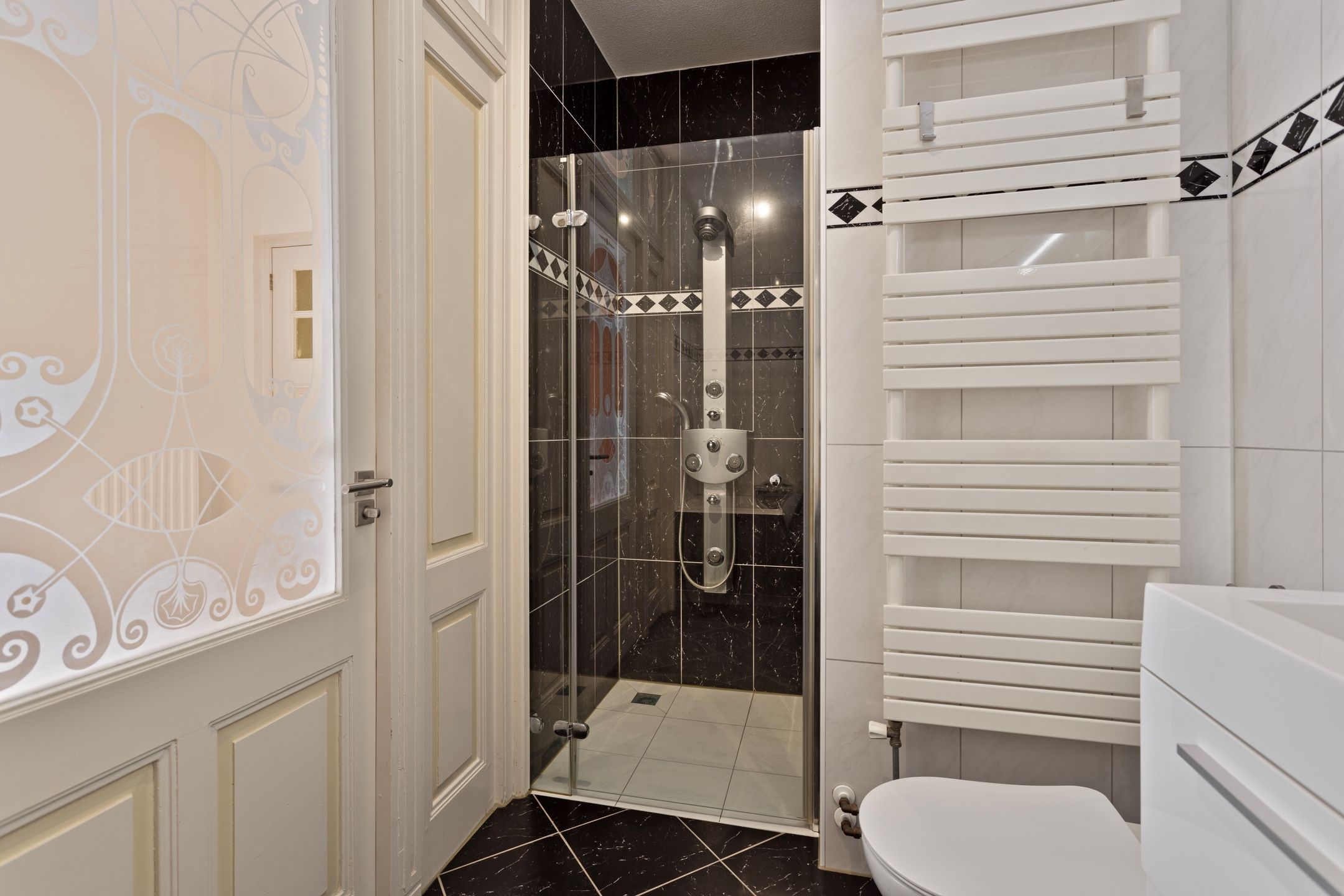 Foto 33 van Lombardenstraat 16