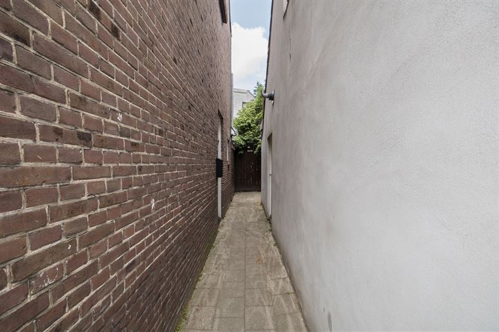 Bekijk foto 37 van Hoogstraat 8