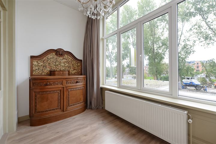 View photo 6 of Obrechtstraat 416