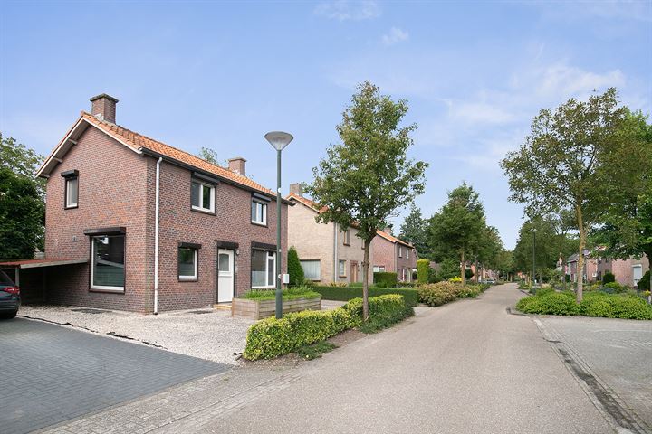 Bekijk foto 46 van Lambertweg 30