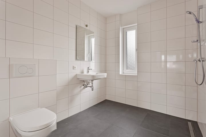 Foto 15 van Roermondseweg 19