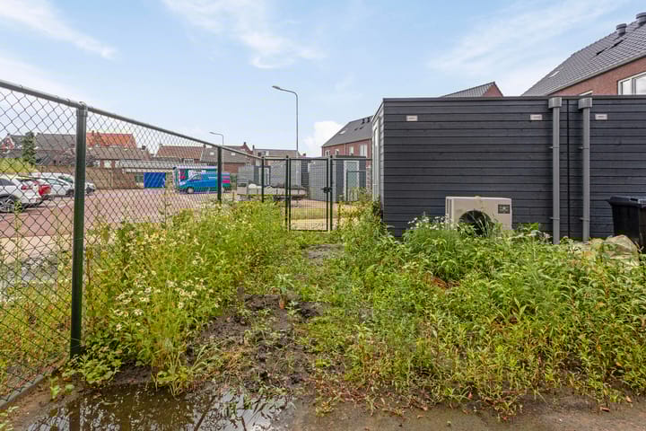 Foto 23 van Roermondseweg 19