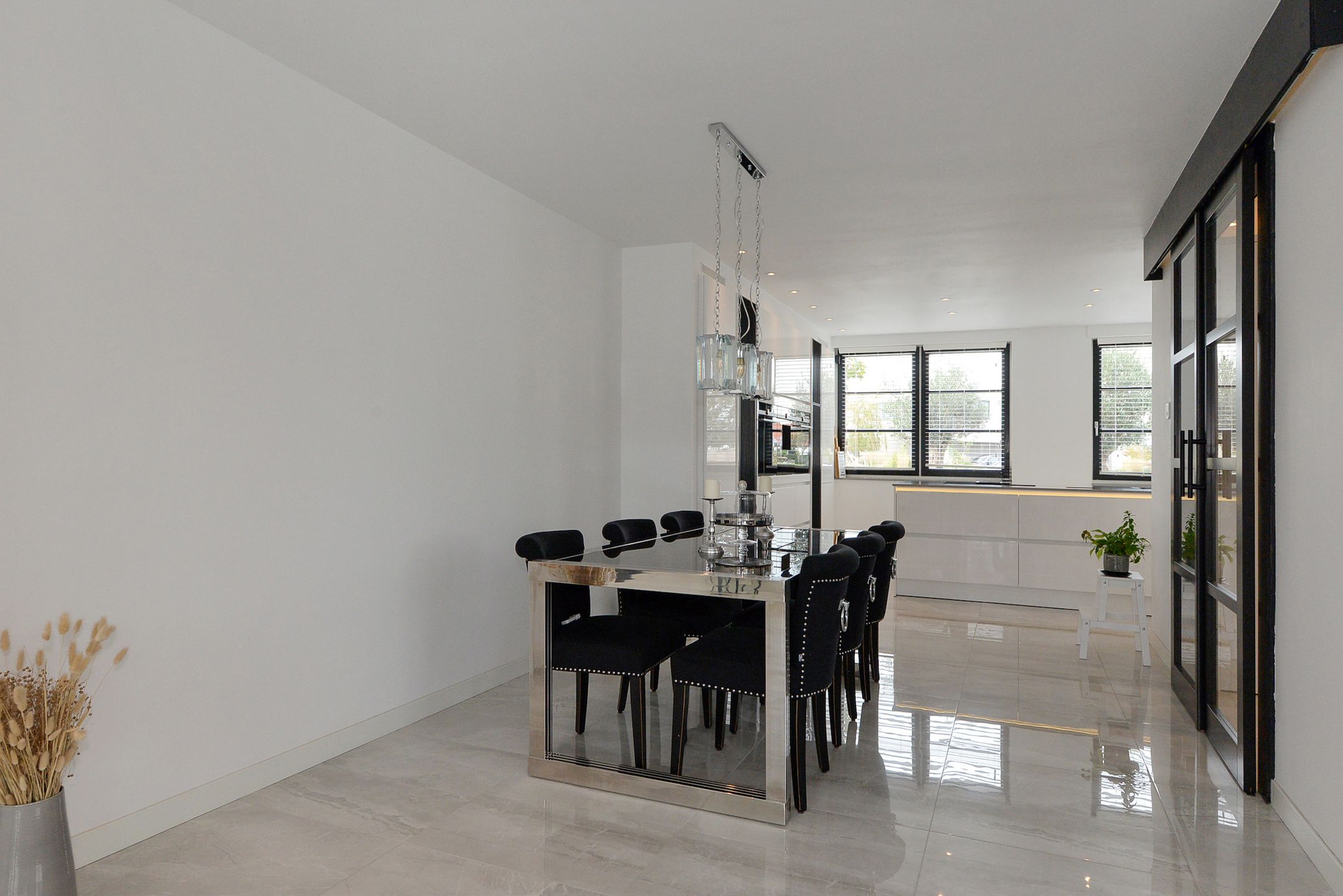 Foto 12 van Adriana van Roonlaan 128