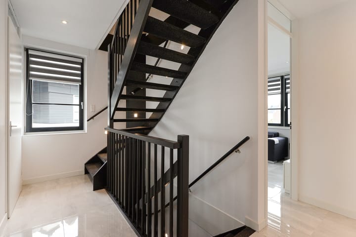 Photo 28 of Adriana van Roonlaan 128