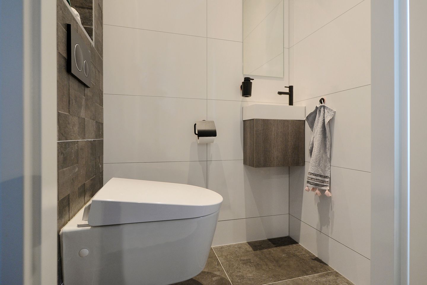 Foto 29 van Adriana van Roonlaan 128