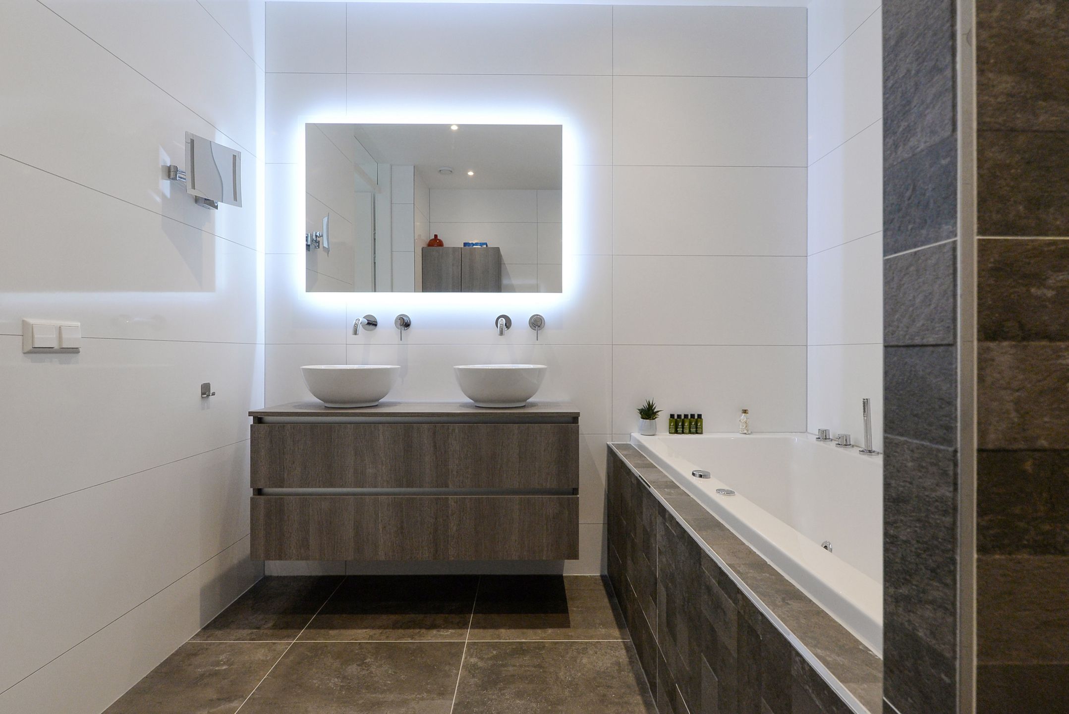 Foto 30 van Adriana van Roonlaan 128