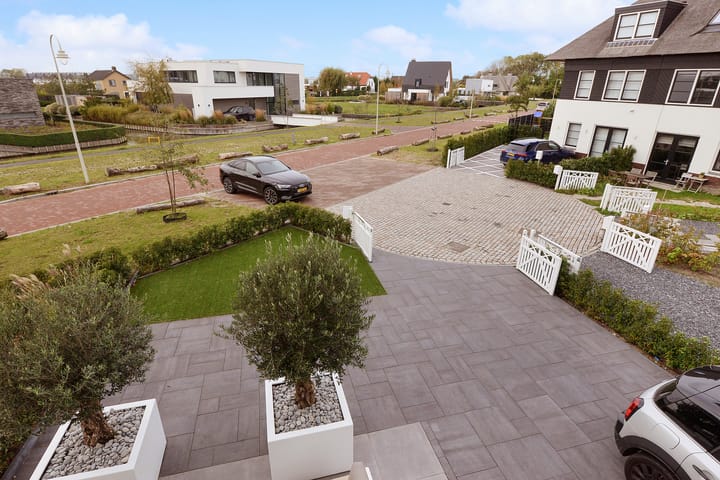 Photo 35 of Adriana van Roonlaan 128