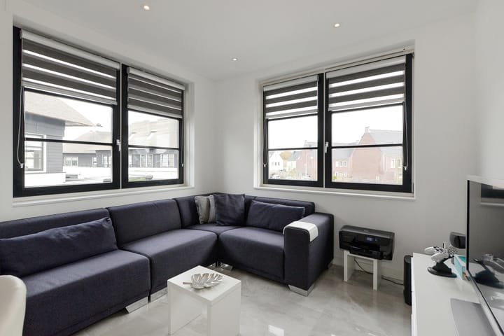 Photo 37 of Adriana van Roonlaan 128