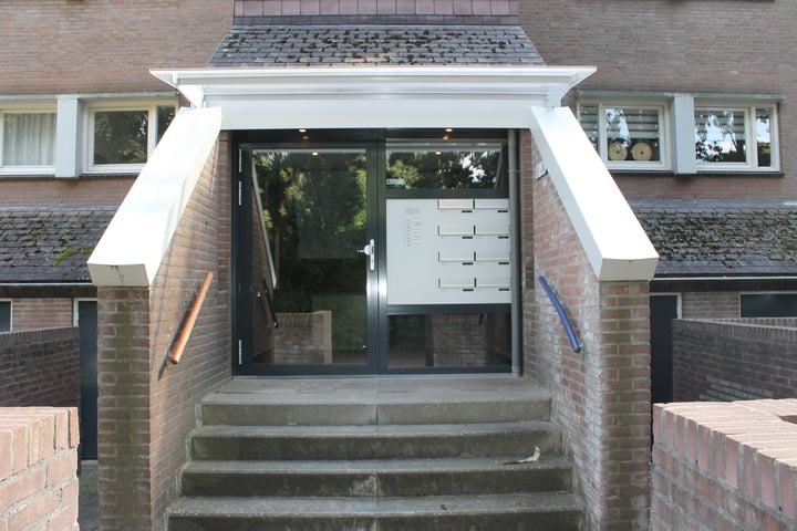 Bekijk foto 3 van Schachtstraat 105