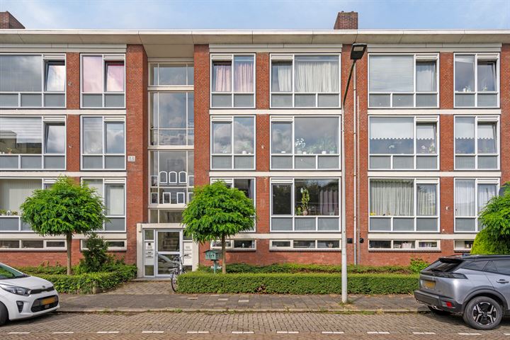 Bekijk foto 7 van Brucknerstraat 39