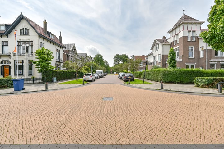 Bekijk foto 96 van Parklaan 4