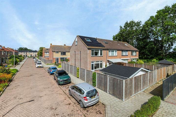 Bekijk foto 41 van Coorndijkstraat 17