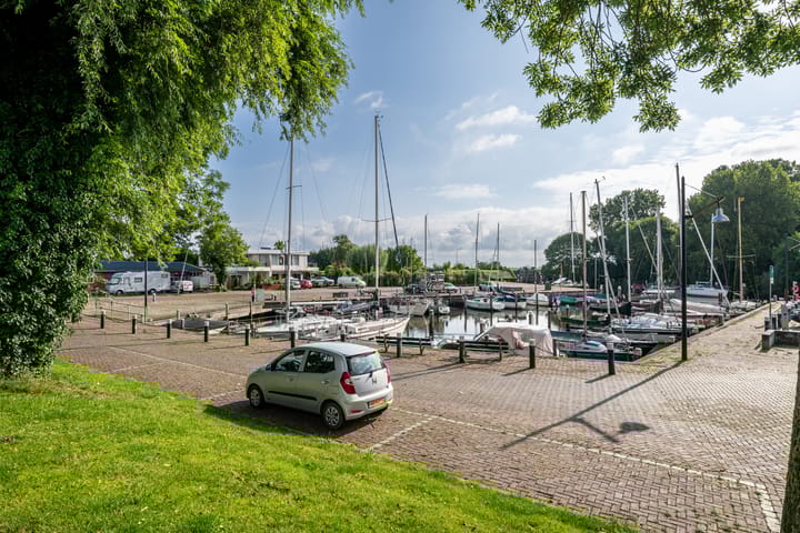 Photo 29 of Zeedijk 29