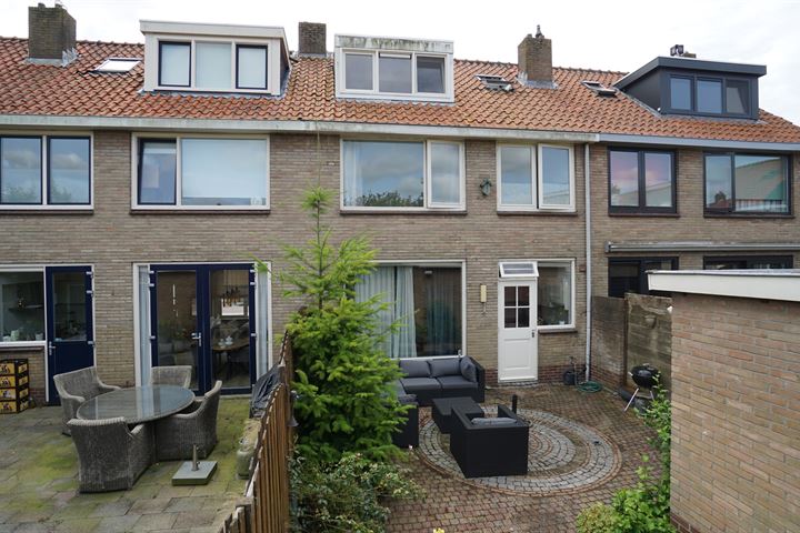 Bekijk foto 13 van Vechtstraat 21