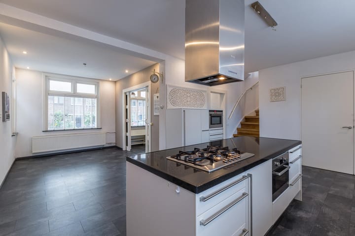 Foto 10 van Koninginneweg 65