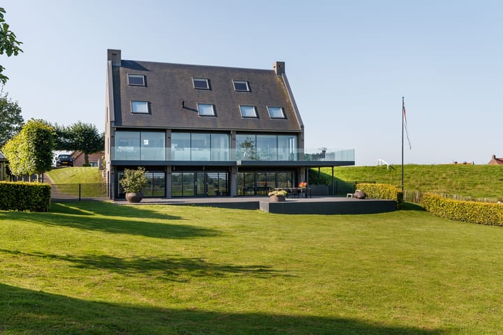 Photo 33 of Achthoven 31