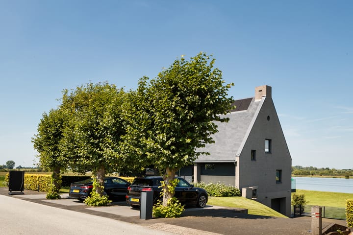 Photo 61 of Achthoven 31