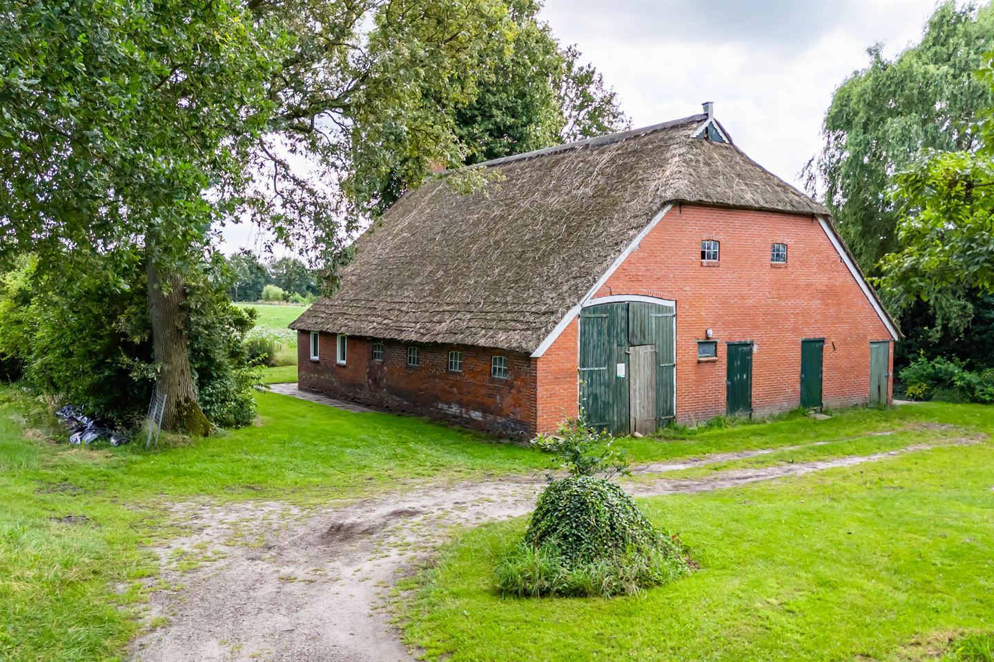 Bekijk foto 2 van Nieuwedijk 3