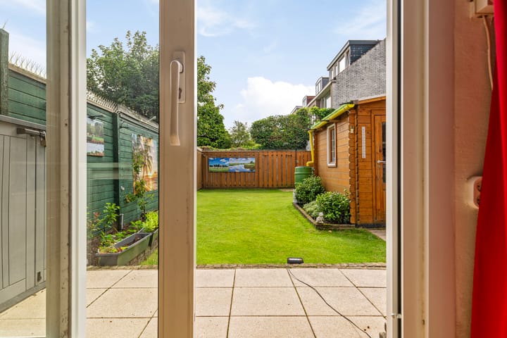 Foto 8 van Johan de Wittstraat 8