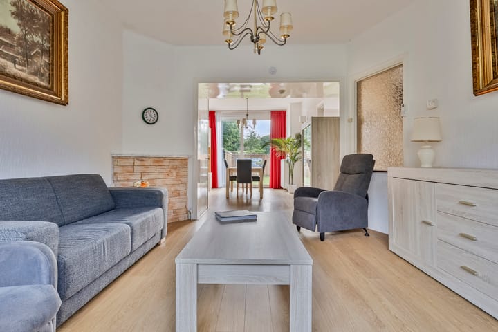 Foto 13 van Johan de Wittstraat 8