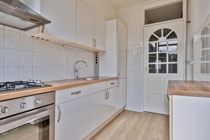 Foto 15 van Johan de Wittstraat 8