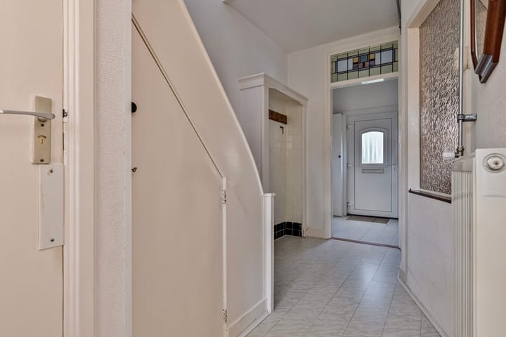 Foto 16 van Johan de Wittstraat 8