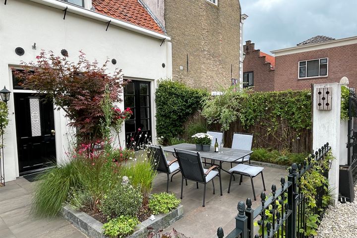 Bekijk foto 45 van Leeuweringerstraat 55