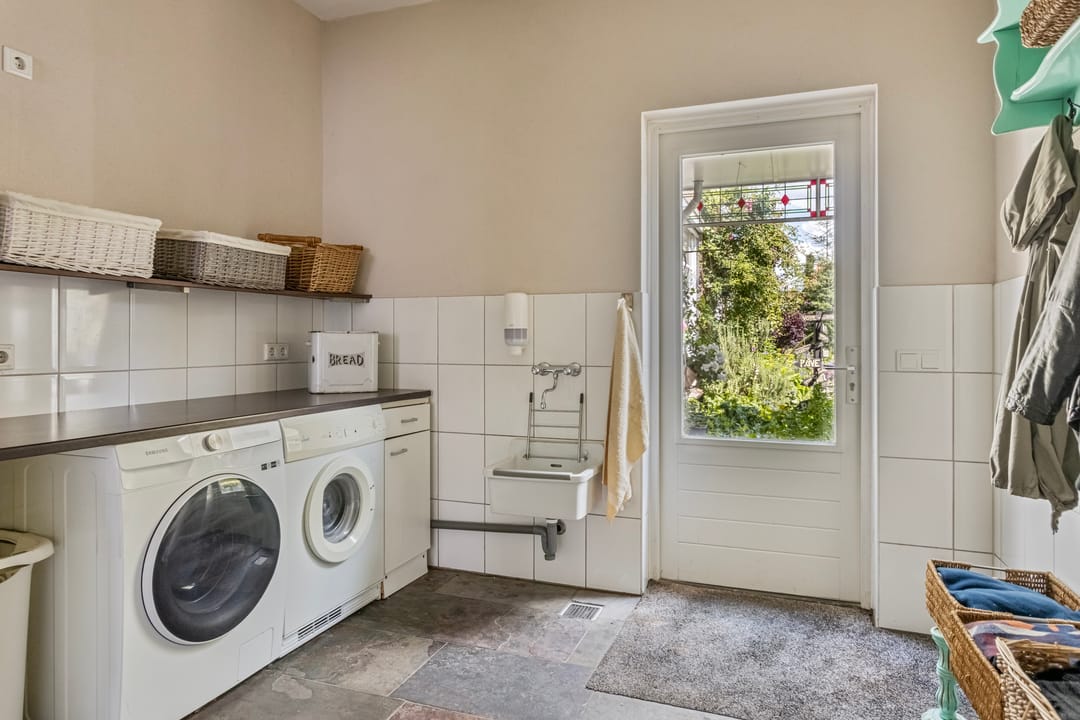 Foto 13 van Spoorlaan 3