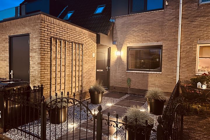 Bekijk foto 31 van Poldermeesterstraat 8