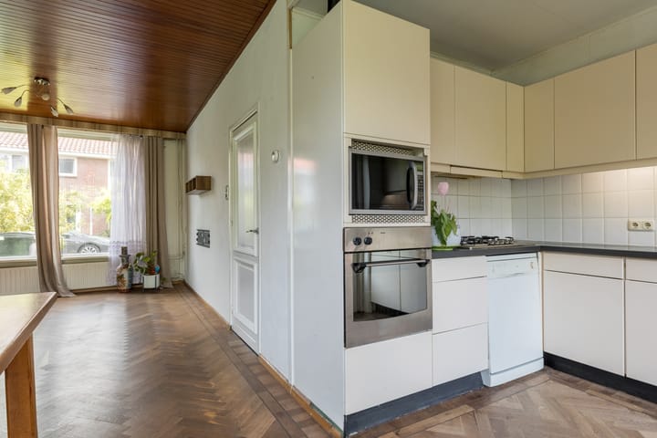 Photo 6 of Antonie Morostraat 6