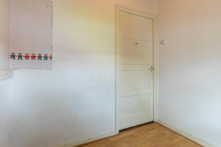 Photo 16 of Antonie Morostraat 6