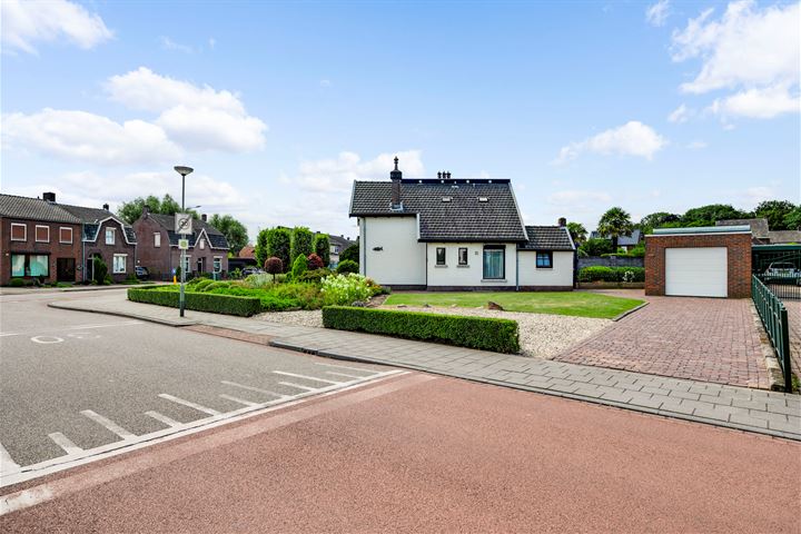 Bekijk foto 3 van Rijksweg 63-C