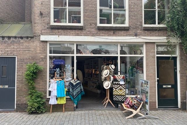 Bekijk foto 2 van Pelikaanstraat 14