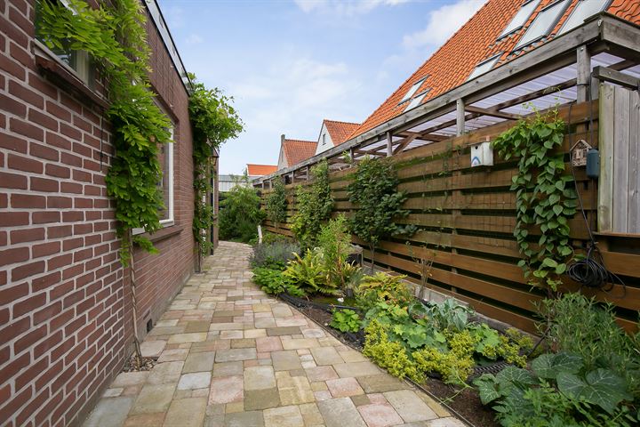 Bekijk foto 40 van Dorpsstraat 46