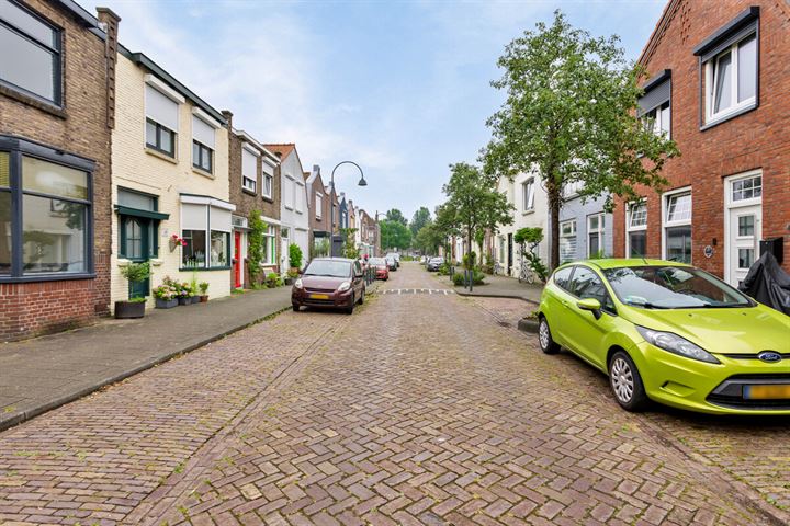 Bekijk foto 2 van Steenhuisstraat 22