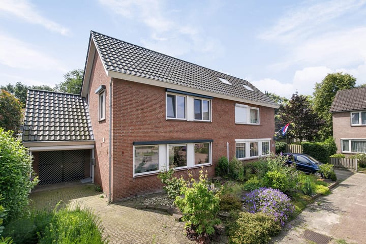 Foto 1 van Zonnebloemstraat 9