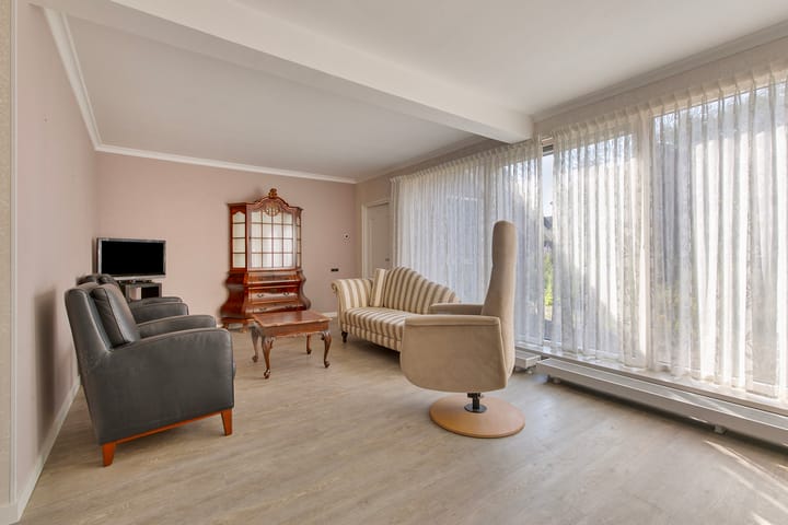 Foto 11 van Zonnebloemstraat 9