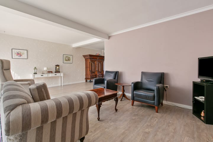 Foto 13 van Zonnebloemstraat 9