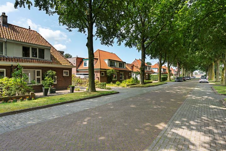 Bekijk foto 3 van Beukenallee 51