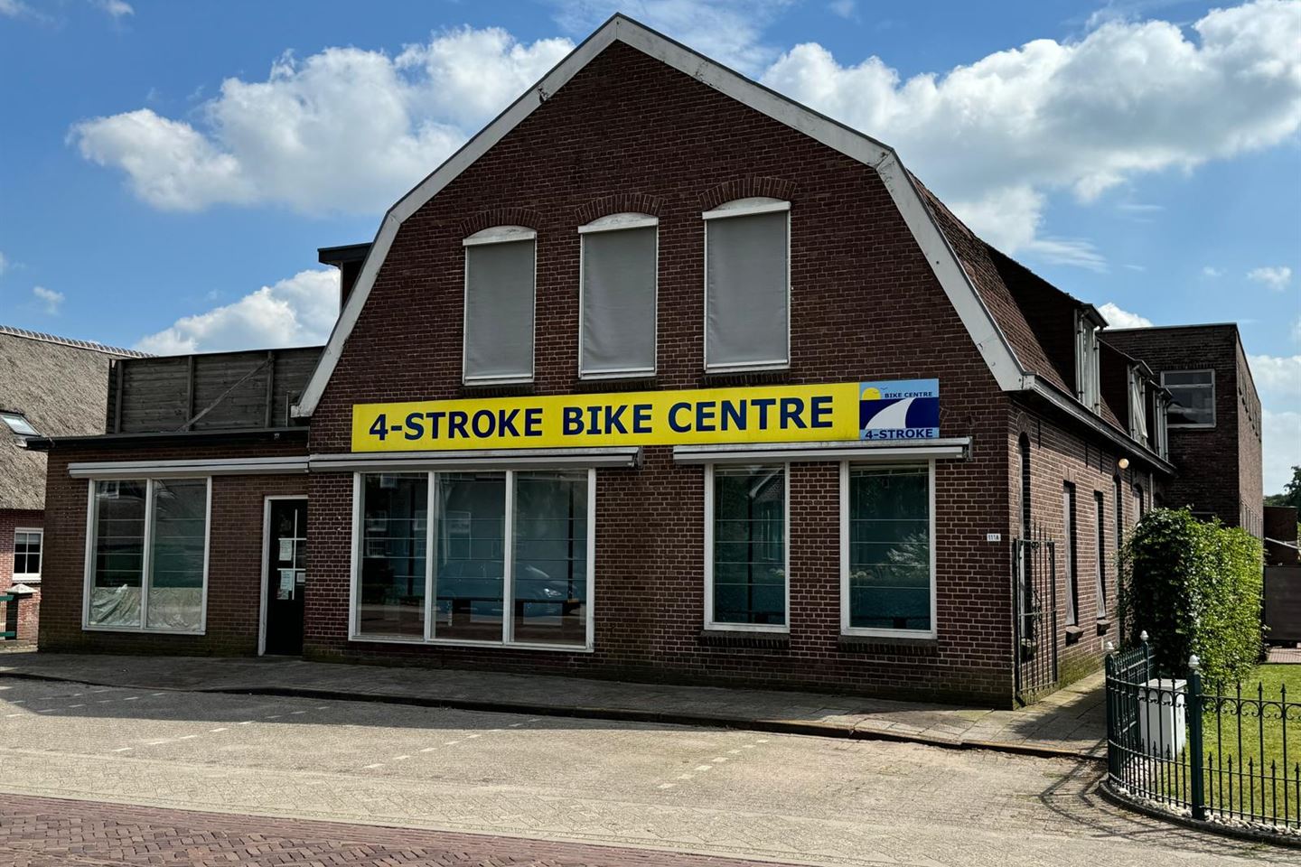 Bekijk foto 1 van Oude Rijksweg 111