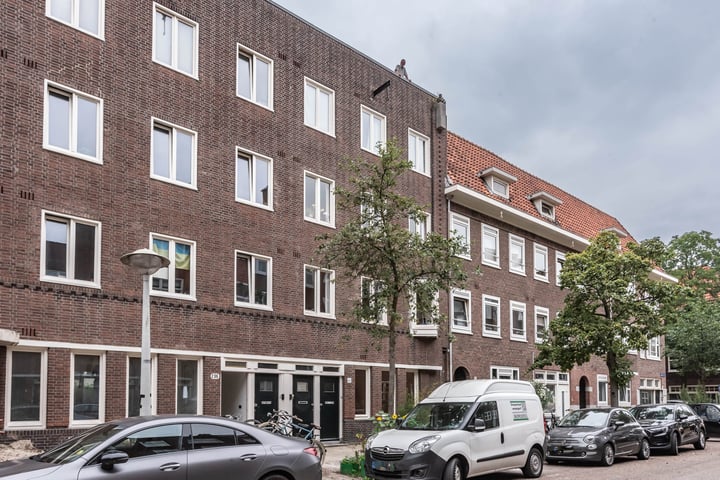 View photo 35 of Warmondstraat 204-H