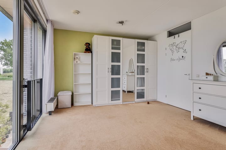 Foto 23 van Makoré 8