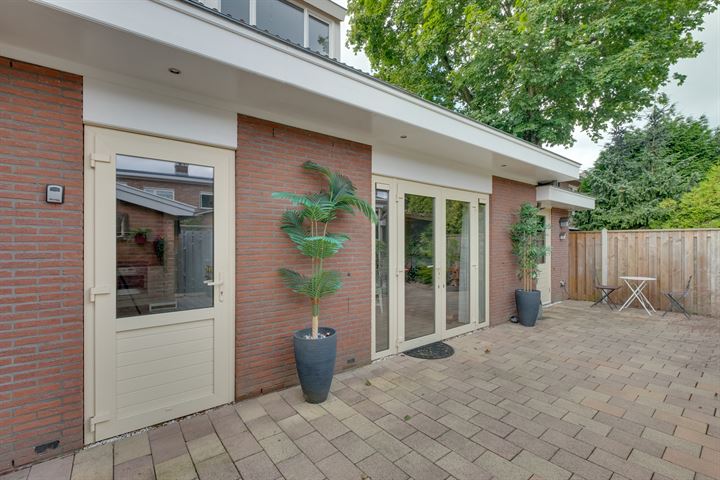 View photo 35 of Pinksterbloemstraat 16