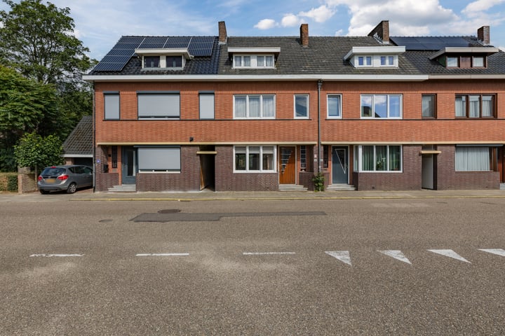 View photo 2 of Huisbergerstraat 64