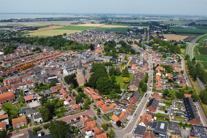 Bekijk foto 42 van Burg Elenbaasstraat 10