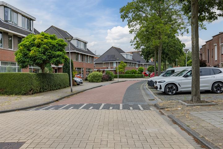 Bekijk foto 32 van Rondostraat 43