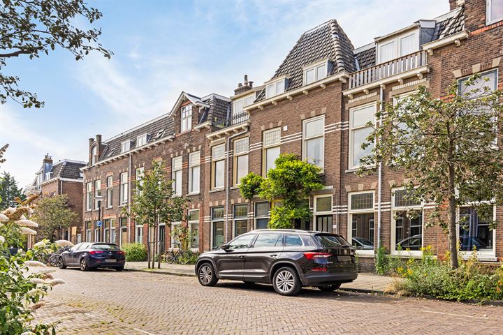 Bekijk foto 31 van Drie Octoberstraat 59